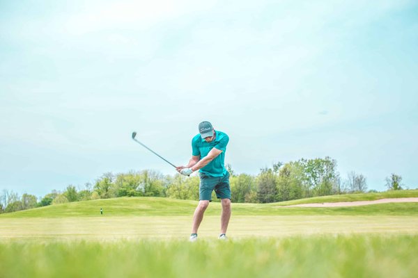 Comment profiter d'un bon plan pour une après-midi au golf de Biscarrosse proche du camping ?