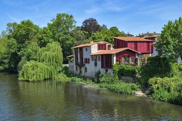 Top des meilleurs emplacements pour du camping à proximité de Clisson